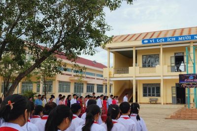 Tưởng niệm nạn nhân tử vong do tai nạn giao thông năm 2023