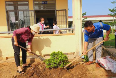 Lễ phát động trồng cây kỷ niệm 133 năm ngày sinh Chủ tịch Hồ Chí Minh