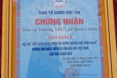 Tham gia Hội thi “Xếp sách nghệ thuật và Tuyên truyền giới thiệu sách” Huyện Ea Súp năm 2024